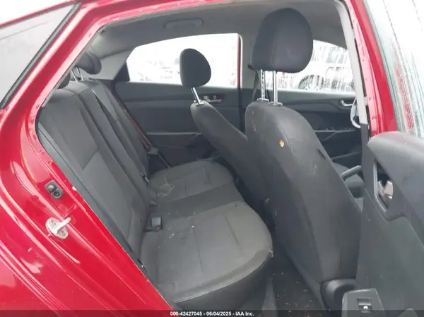 3KPC24A3XKE056562 2019 HYUNDAI ACCENT - Image 8