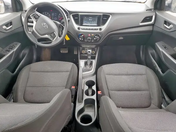 3KPC24A3XKE057856 2019 HYUNDAI ACCENT - Image 8