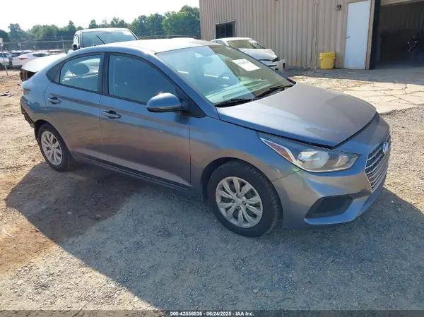 3KPC24A3XKE057890 2019 HYUNDAI ACCENT - Image 1