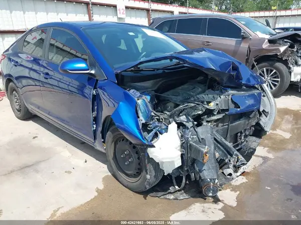 3KPC24A3XKE059624 2019 HYUNDAI ACCENT - Image 1