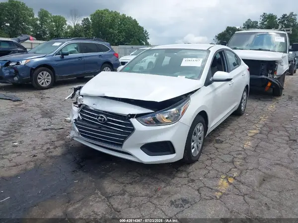 3KPC24A3XKE065567 2019 HYUNDAI ACCENT - Image 2