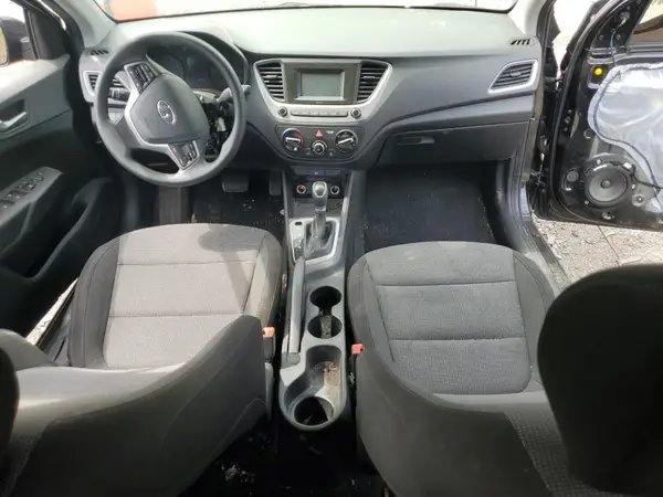 3KPC24A3XKE065746 2019 HYUNDAI ACCENT - Image 8