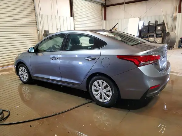 3KPC24A3XKE067884 2019 HYUNDAI ACCENT - Image 2