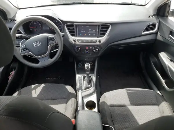 3KPC24A3XKE068405 2019 HYUNDAI ACCENT - Image 8