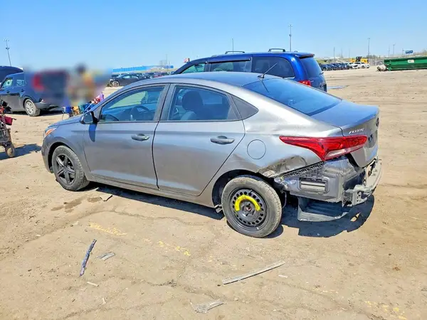 3KPC24A3XKE069604 2019 HYUNDAI ACCENT - Image 2