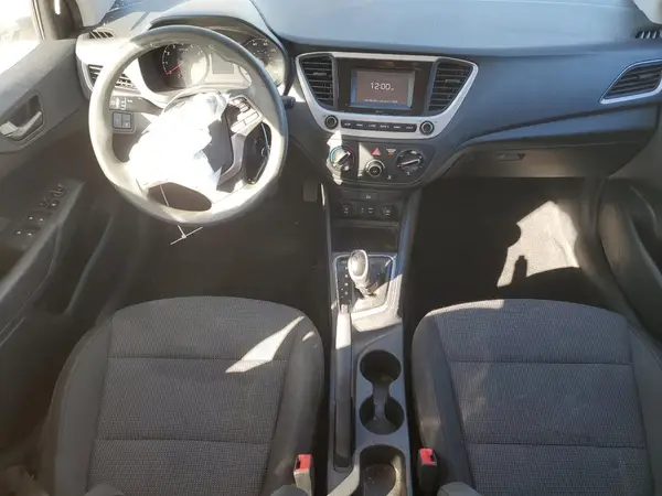 3KPC24A3XKE070638 2019 HYUNDAI ACCENT - Image 8