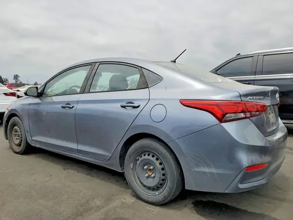3KPC24A3XKE071384 2019 HYUNDAI ACCENT - Image 2