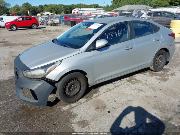 3KPC24A3XKE073264 2019 HYUNDAI ACCENT - Image 2
