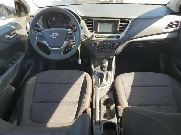 3KPC24A3XKE073622 2019 HYUNDAI ACCENT - Image 8