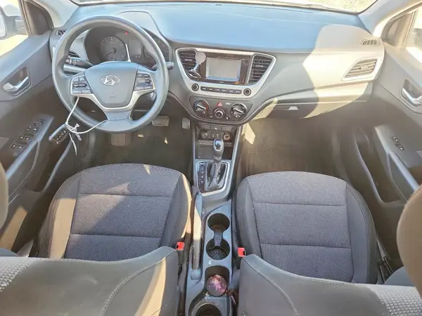 3KPC24A3XKE076312 2019 HYUNDAI ACCENT - Image 8