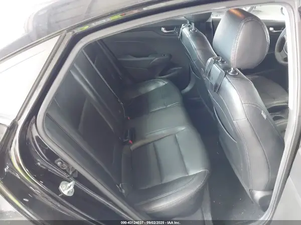 3KPC24A3XKE076925 2019 HYUNDAI ACCENT - Image 8