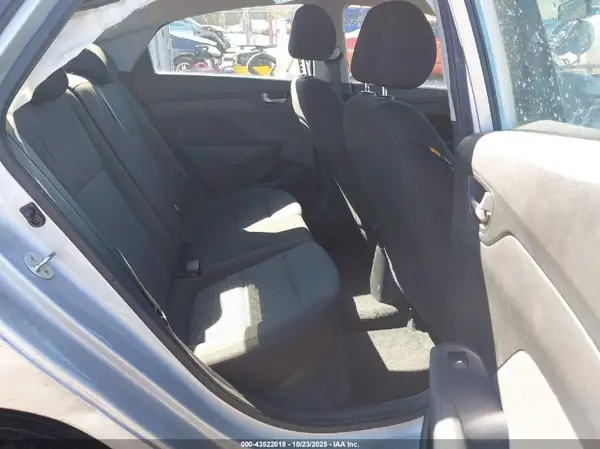 3KPC24A3XKE080781 2019 HYUNDAI ACCENT - Image 8