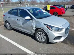 3KPC24A3XKE086743 2019 HYUNDAI ACCENT