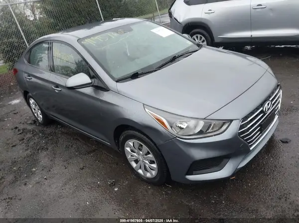 3KPC24A3XKE088606 2019 HYUNDAI ACCENT - Image 1