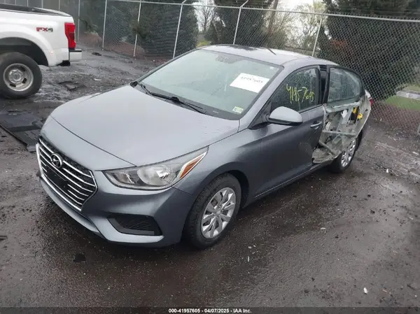 3KPC24A3XKE088606 2019 HYUNDAI ACCENT - Image 2