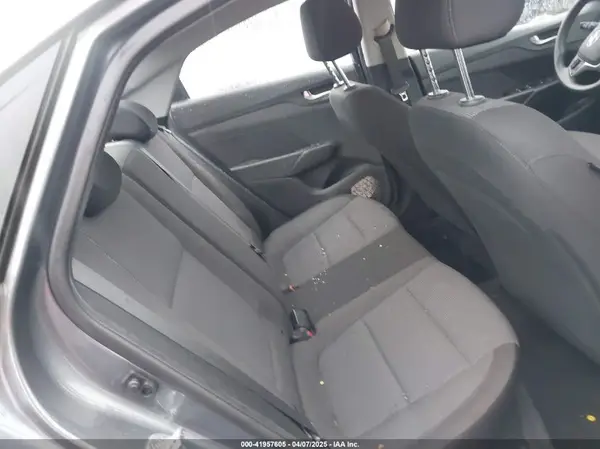 3KPC24A3XKE088606 2019 HYUNDAI ACCENT - Image 8