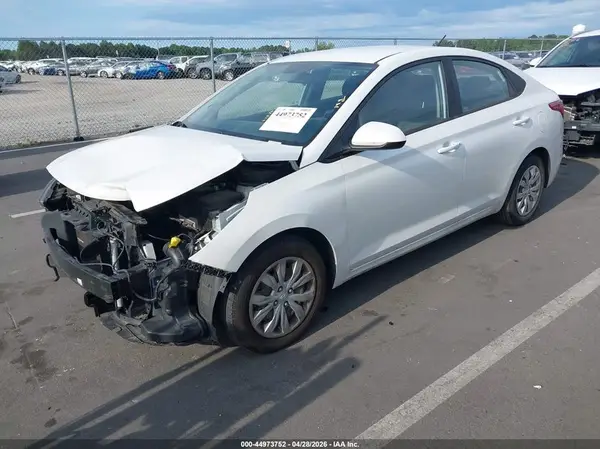 3KPC24A60LE096936 2020 HYUNDAI ACCENT - Image 2