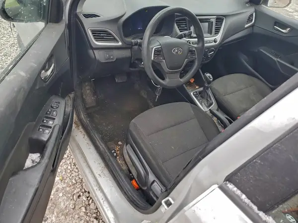 3KPC24A60LE104646 2020 HYUNDAI ACCENT - Image 8