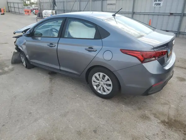 3KPC24A60LE107871 2020 HYUNDAI ACCENT - Image 2