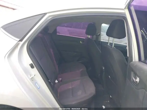 3KPC24A60LE111306 2020 HYUNDAI ACCENT - Image 8