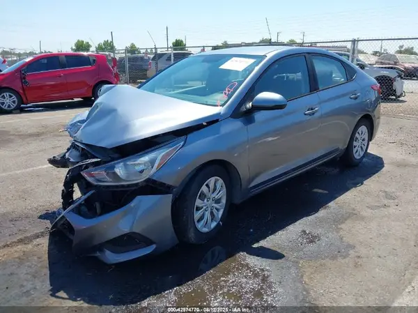 3KPC24A60LE114948 2020 HYUNDAI ACCENT - Image 2