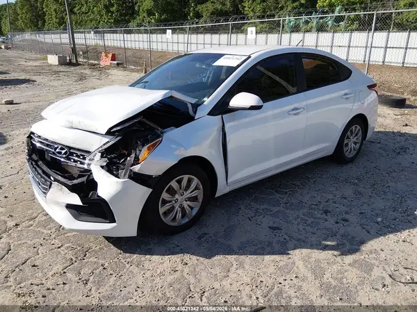 3KPC24A60LE115792 2020 HYUNDAI ACCENT - Image 2