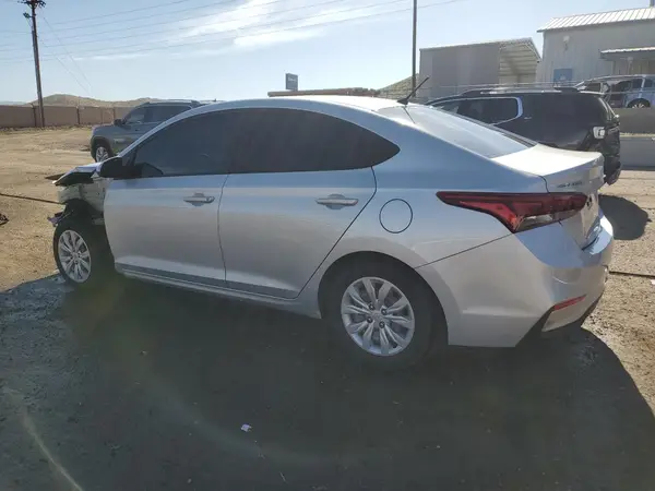 3KPC24A60LE118627 2020 HYUNDAI ACCENT - Image 2