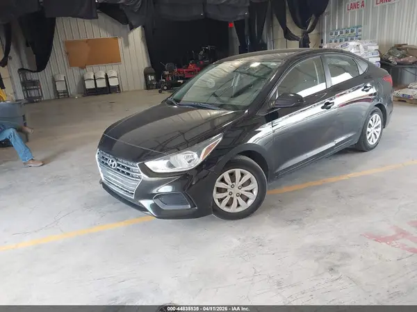 3KPC24A60LE118630 2020 HYUNDAI ACCENT - Image 2