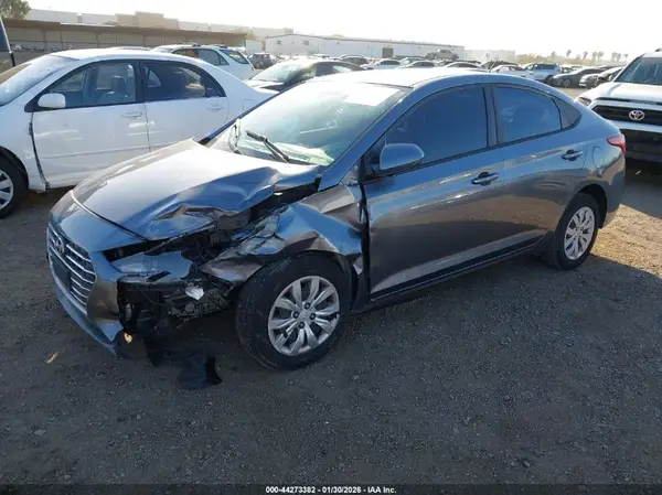 3KPC24A60LE123746 2020 HYUNDAI ACCENT - Image 2