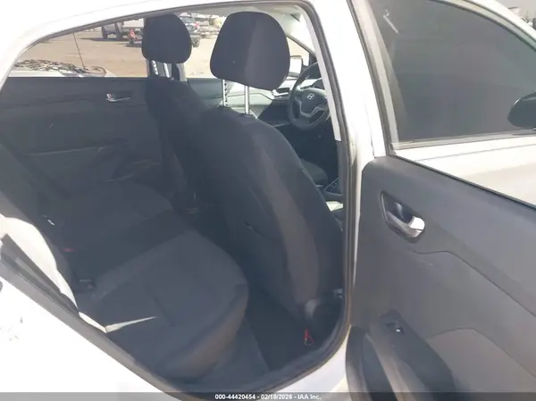 3KPC24A60LE125688 2020 HYUNDAI ACCENT - Image 8