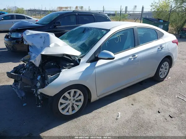 3KPC24A60ME130584 2021 HYUNDAI ACCENT - Image 2