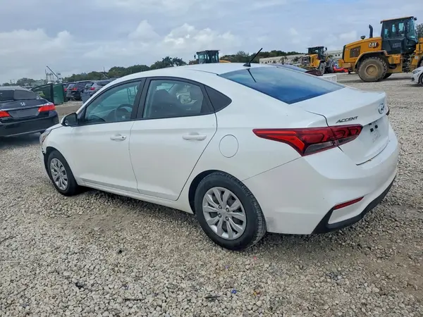 3KPC24A60ME131167 2021 HYUNDAI ACCENT - Image 2