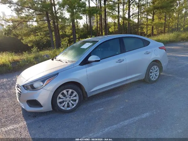 3KPC24A60ME135509 2021 HYUNDAI ACCENT - Image 2