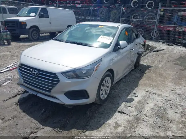 3KPC24A60ME140404 2021 HYUNDAI ACCENT - Image 2