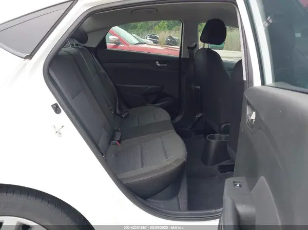 3KPC24A60ME144792 2021 HYUNDAI ACCENT - Image 8