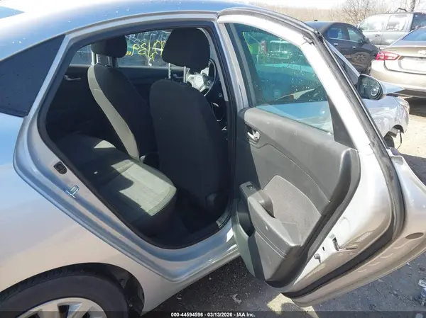 3KPC24A60ME147224 2021 HYUNDAI ACCENT - Image 8