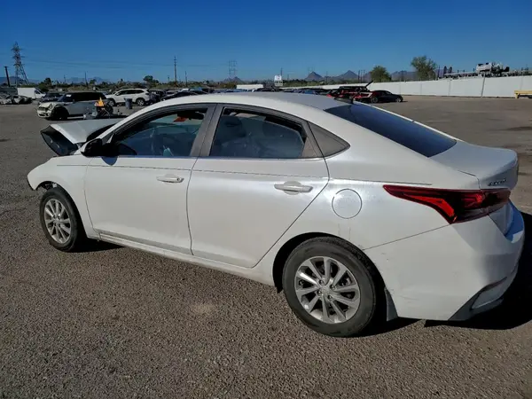 3KPC24A60NE166454 2022 HYUNDAI ACCENT - Image 2