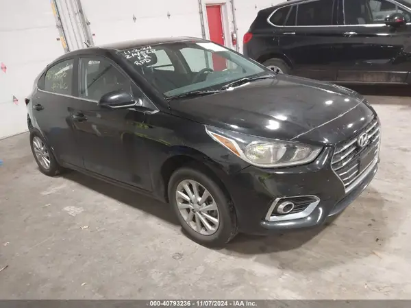 3KPC24A60NE172805 2022 HYUNDAI ACCENT - Image 1