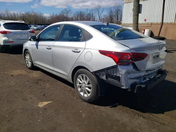 3KPC24A60NE178846 2022 HYUNDAI ACCENT - Image 2