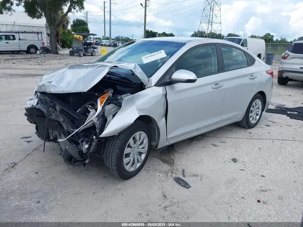 3KPC24A60NE179351 2022 HYUNDAI ACCENT - Image 2