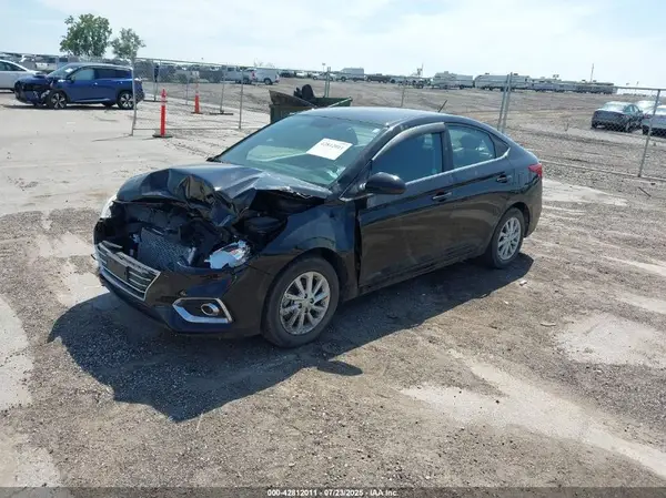 3KPC24A60NE179821 2022 HYUNDAI ACCENT - Image 2