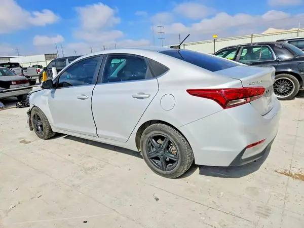 3KPC24A60NE190074 2022 HYUNDAI ACCENT - Image 2