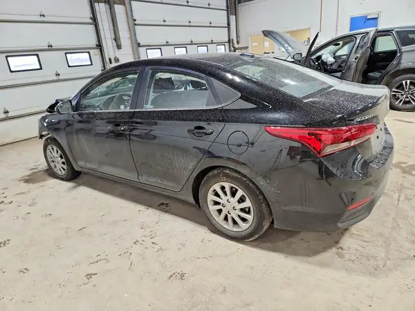 3KPC24A61LE092619 2020 HYUNDAI ACCENT - Image 2