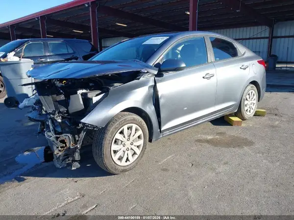 3KPC24A61LE097920 2020 HYUNDAI ACCENT - Image 2