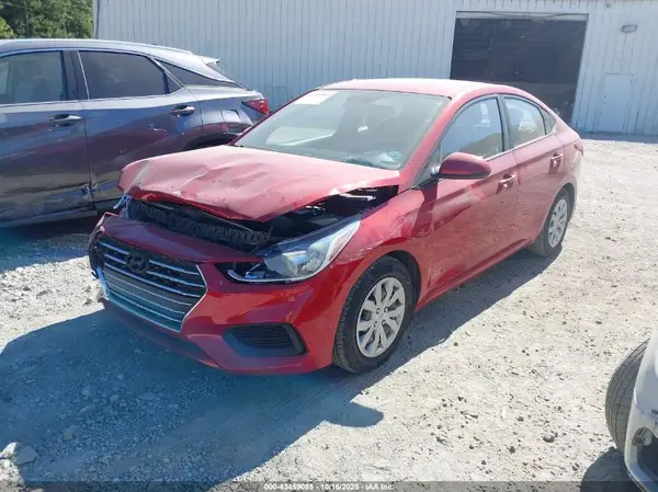 3KPC24A61LE103960 2020 HYUNDAI ACCENT - Image 2