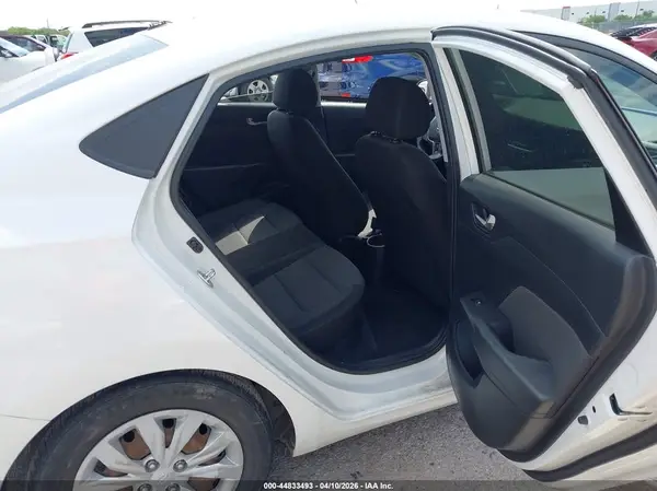 3KPC24A61LE104798 2020 HYUNDAI ACCENT - Image 8