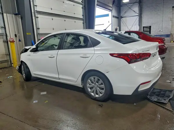 3KPC24A61LE107071 2020 HYUNDAI ACCENT - Image 2