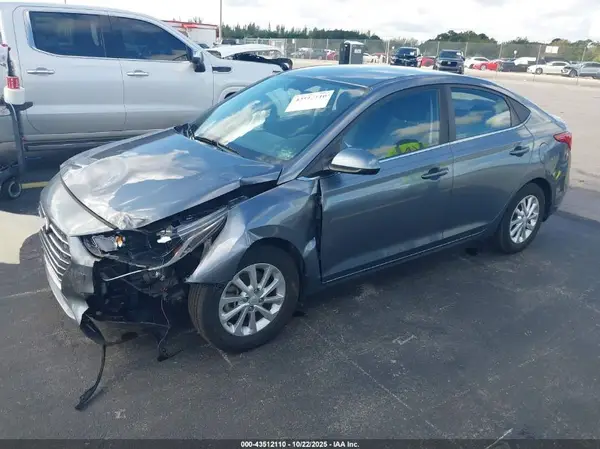 3KPC24A61LE111671 2020 HYUNDAI ACCENT - Image 2