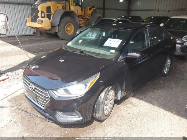 3KPC24A61LE112867 2020 HYUNDAI ACCENT - Image 2