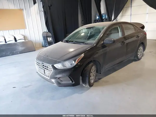 3KPC24A61LE118605 2020 HYUNDAI ACCENT - Image 2